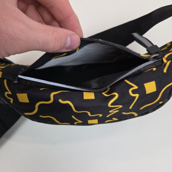 Mike's Hard Lemonade Fanny Pack Waist Adjustable Black Yellow Belt - Picture 8 of 10